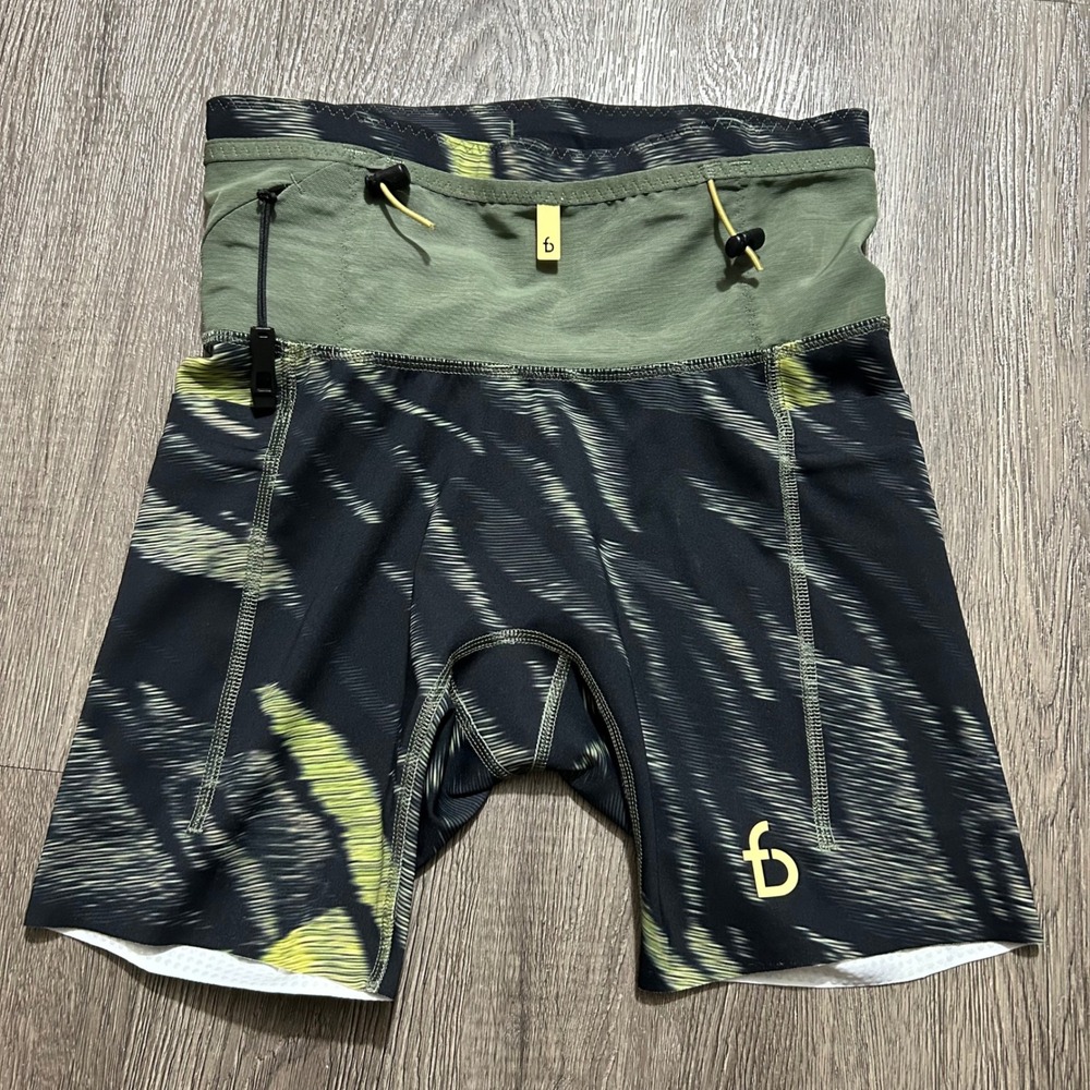 FlipBelt Compression Shorts S Black Green Abstract Mid-Weight Running FBMCST